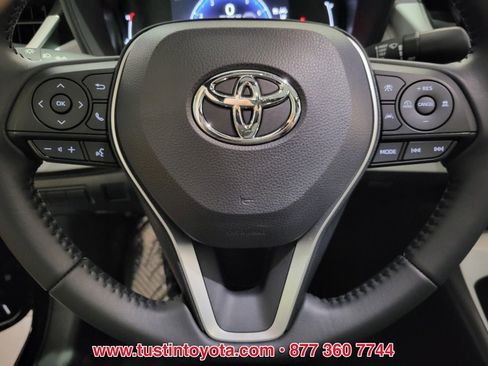 Certified 2025 Toyota Corolla SE w/ SE Premium Package image 18