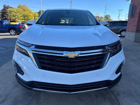 Certified 2022 Chevrolet Equinox LT image 3