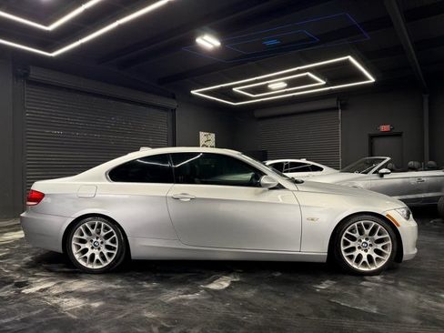 Used 2008 BMW 328i Coupe RWD image 4