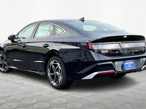 New 2026 Hyundai Sonata SEL FWD image 3