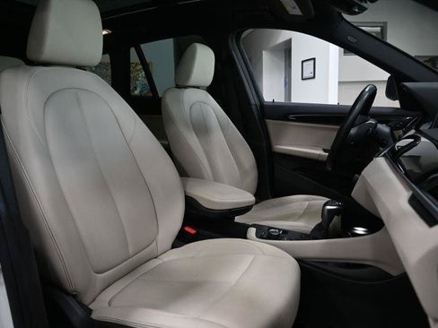 Used 2018 BMW X1 xDrive28i w/ Convenience Package AWD/4WD image 22