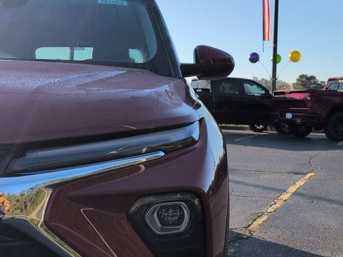 New 2026 Chevrolet TrailBlazer LT w/ Convenience Package AWD/4WD image 13