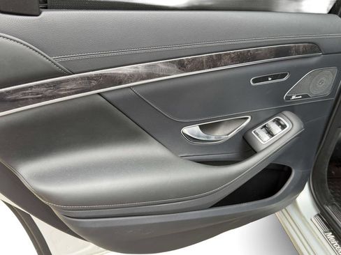 Used 2019 Mercedes-Benz S 560 4MATIC Sedan image 23