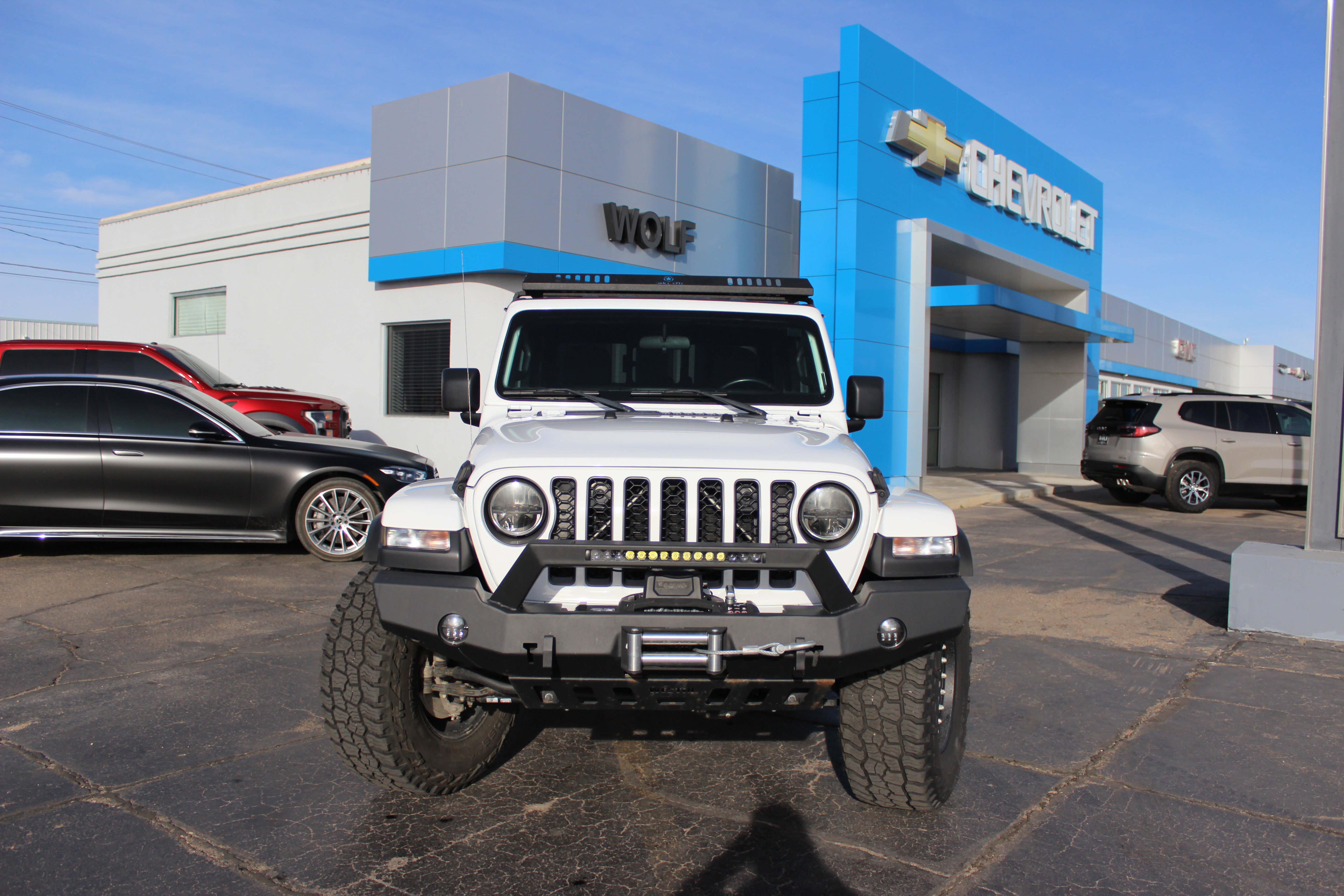 Used 2020 Jeep Gladiator Sport AWD/4WD image 2