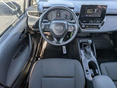 Used 2025 Toyota Corolla LE FWD image 13