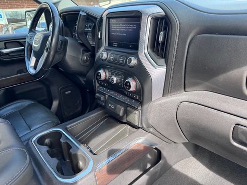 Used 2019 GMC Sierra 1500 SLT w/ SLT Premium Plus Package image 8