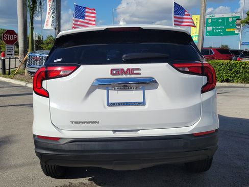 Used 2020 GMC Terrain SLE image 5