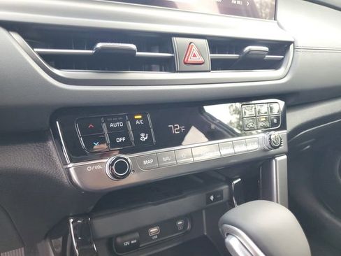 New 2026 Kia Seltos EX image 18