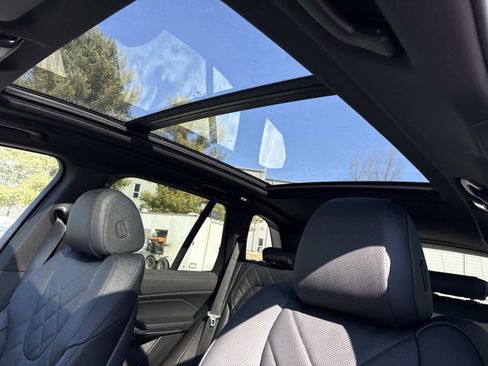 New 2026 BMW X5 xDrive40i w/ Premium Package image 4
