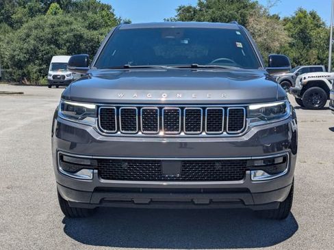 Used 2024 Jeep Wagoneer 4WD image 8