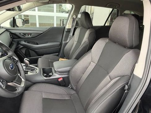 Used 2025 Subaru Outback Premium w/ Popular Package #1A AWD/4WD image 8