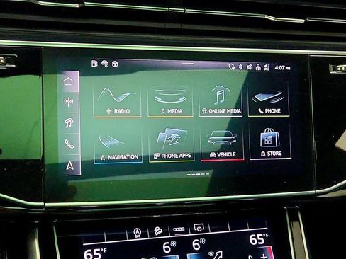 Used 2025 Audi Q8 Premium Plus w/ Premium Plus Package AWD/4WD image 19