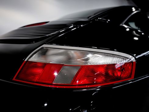 Used 2003 Porsche 911 Targa image 38