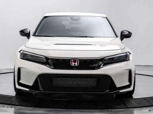 Used 2024 Honda Civic Type R image 32