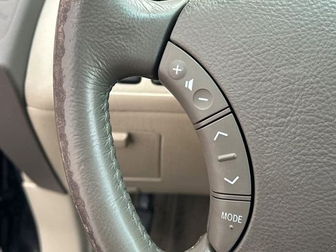 Used 2007 Toyota Highlander Limited image 25