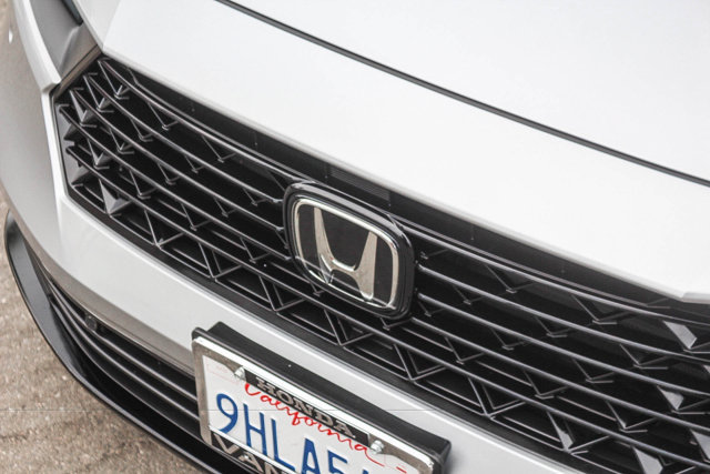 Used 2023 Honda Accord Touring image 14