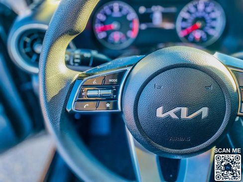 Used 2023 Kia Forte LXS image 21
