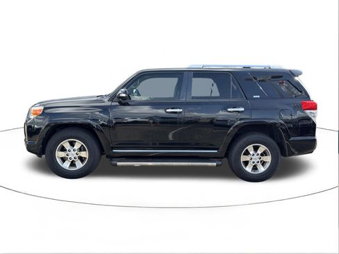 Used 2012 Toyota 4Runner SR5 RWD image 6