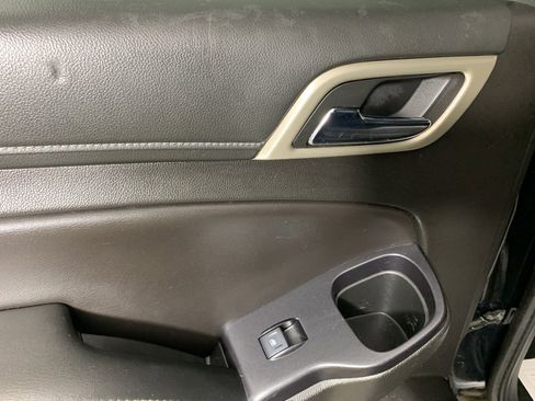 Used 2018 GMC Yukon XL Denali w/ Denali Ultimate Package image 32