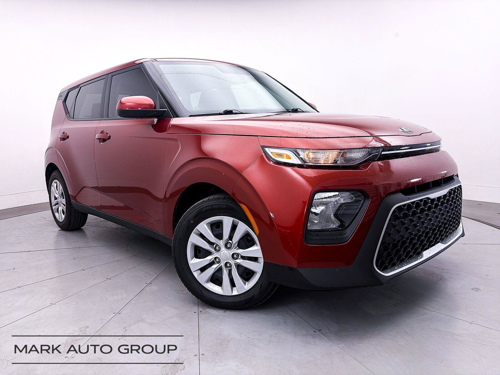 Used 2021 Kia Soul LX FWD image 1