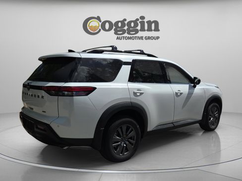 New 2026 Nissan Pathfinder SV AWD/4WD image 5