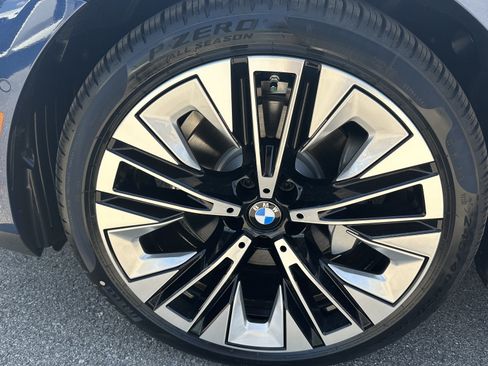 New 2026 BMW 530i xDrive w/ Premium Package AWD/4WD image 12