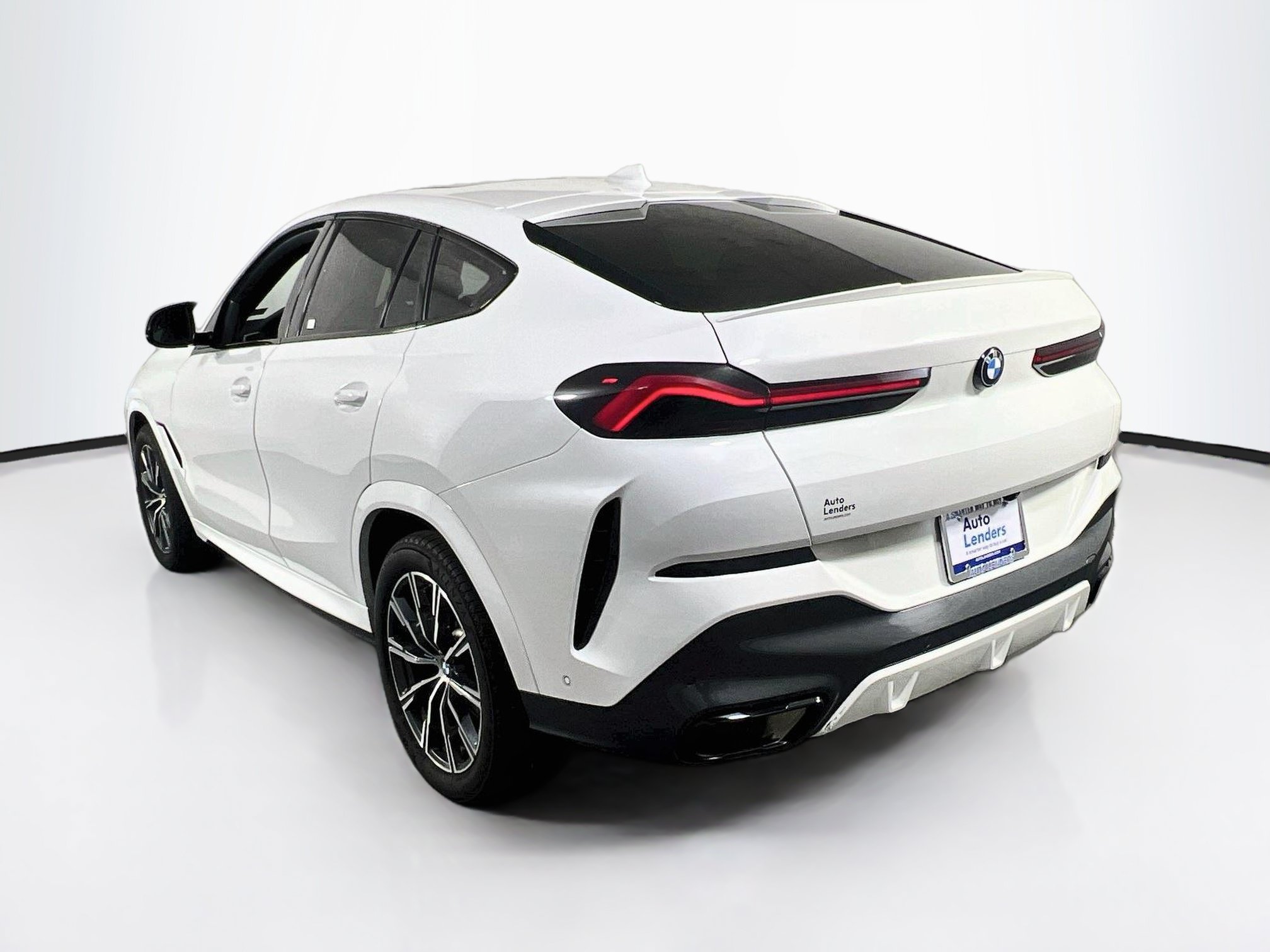 Used 2023 BMW X6 xDrive40i w/ Executive Package AWD/4WD image 7
