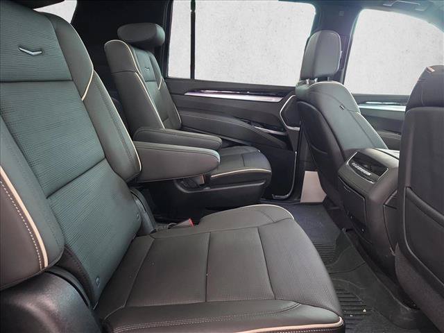 Used 2025 Cadillac Escalade ESV Sport w/ Touring Package AWD/4WD image 21
