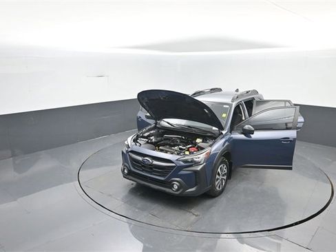 Used 2025 Subaru Outback w/ Popular Package #1A image 40