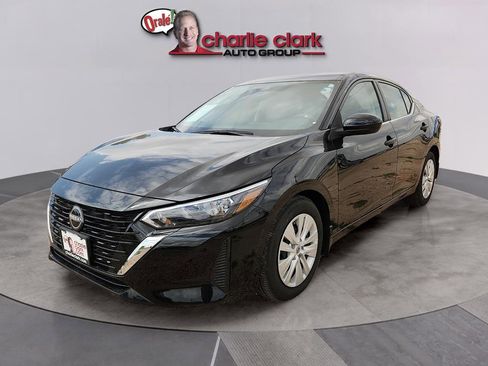 Used 2025 Nissan Sentra S FWD image 1
