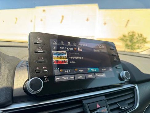 Used 2021 Honda Accord EX-L image 23