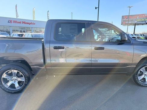 New 2026 RAM 1500 Express image 9