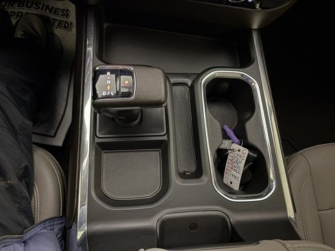 Used 2024 GMC Sierra 1500 SLT w/ SLT Premium Plus Package image 29