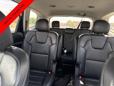 Used 2025 Kia Telluride S image 18