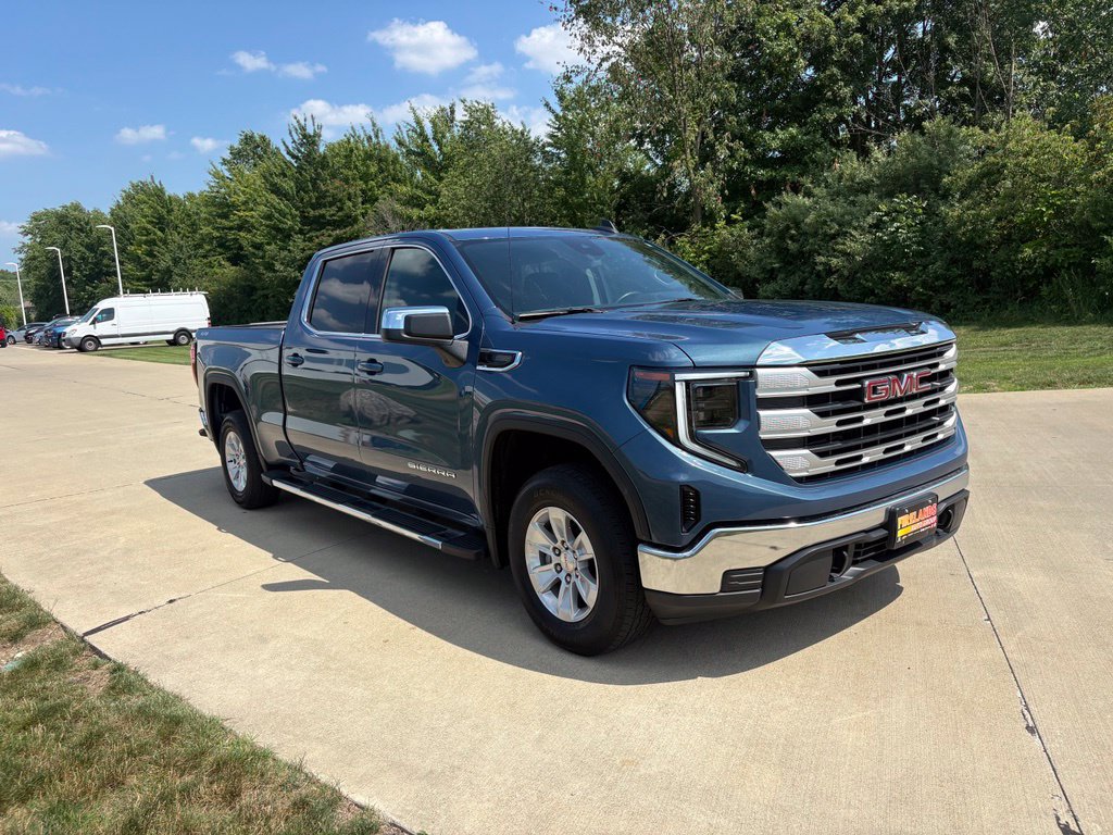 Used 2024 GMC Sierra 1500 SLE AWD/4WD image 11