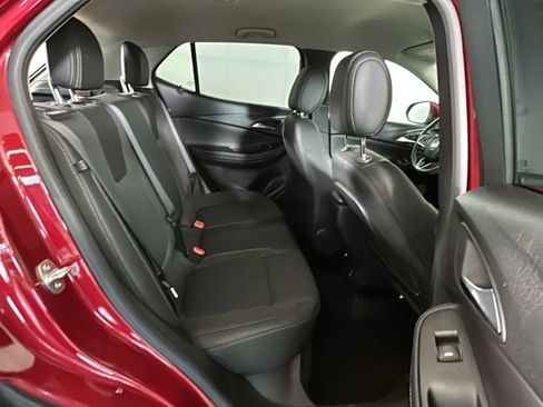Used 2021 Buick Encore GX Preferred w/ Cold Weather Comfort Package AWD/4WD image 33