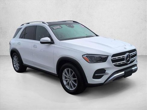 Used 2024 Mercedes-Benz GLE 350 4MATIC w/ 3rd Row Seat Package image 3