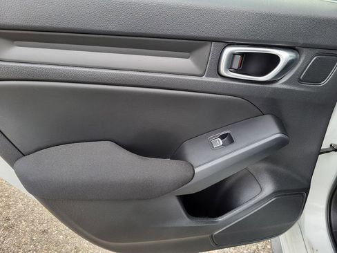 Used 2023 Honda Civic LX image 31