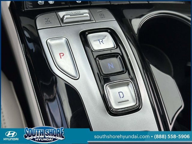 Certified 2024 Hyundai Tucson Limited AWD/4WD image 34