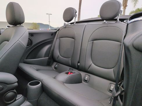 Used 2024 MINI Cooper Convertible image 30