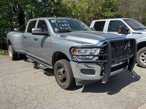 Used 2020 RAM 3500 Tradesman image 5