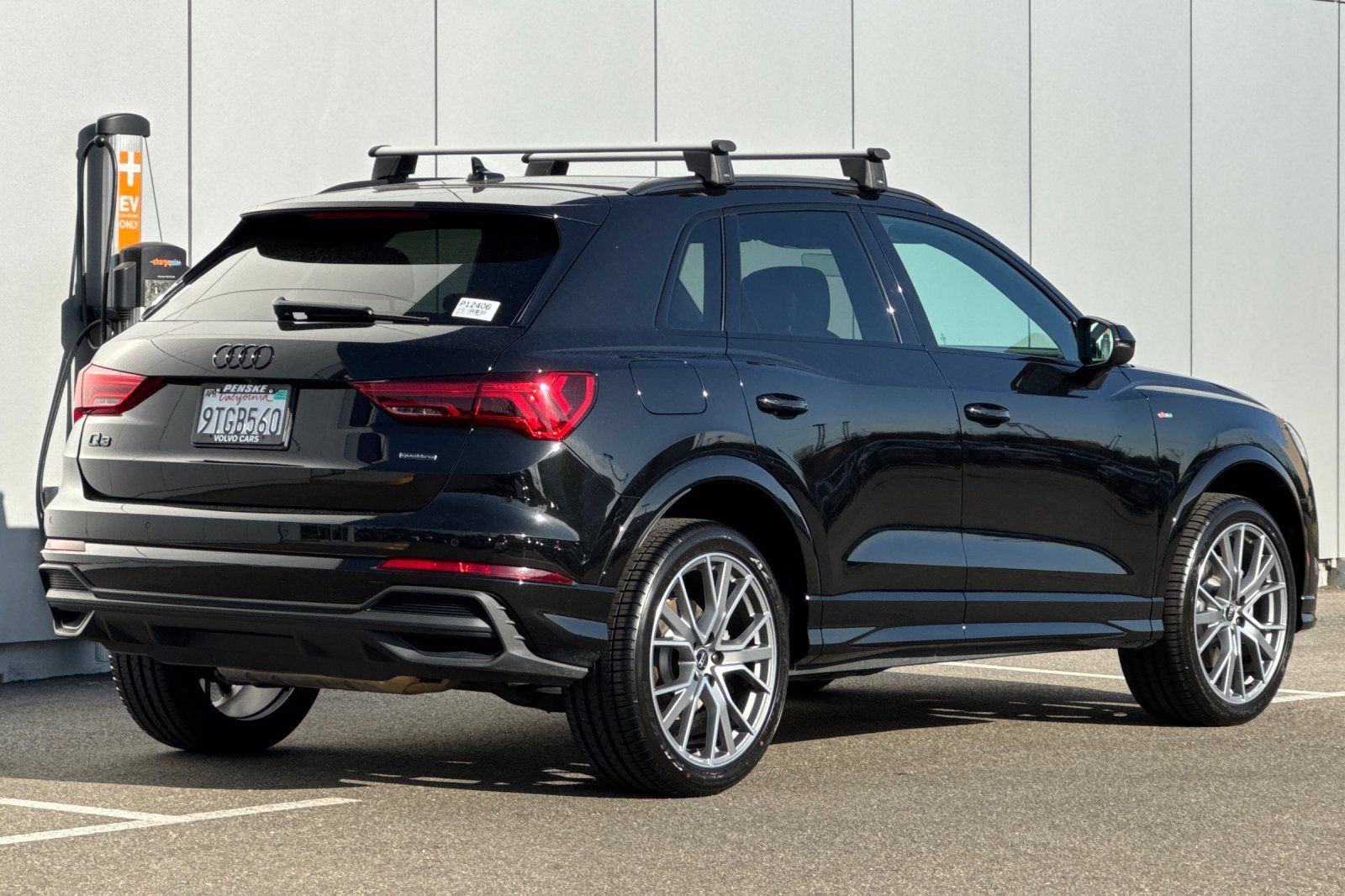 Used 2025 Audi Q3 2.0T Premium Plus w/ Premium Plus Package AWD/4WD image 5