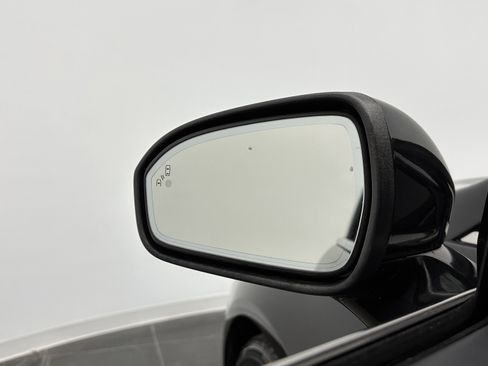 Used 2019 Ford Fusion SEL image 14