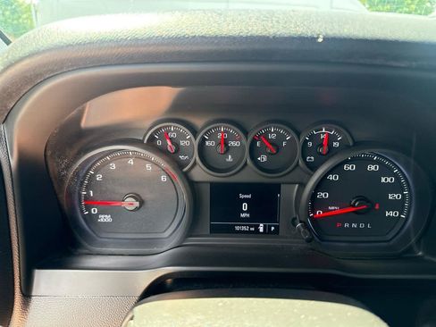Used 2022 GMC Sierra 2500 Pro w/ Convenience Package RWD image 12