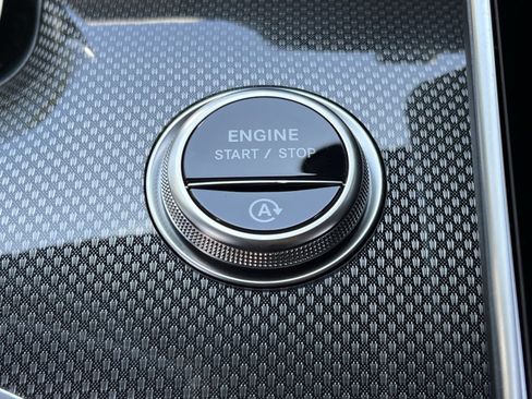 New 2025 Mercedes-Benz CLE 300 4MATIC Coupe image 31