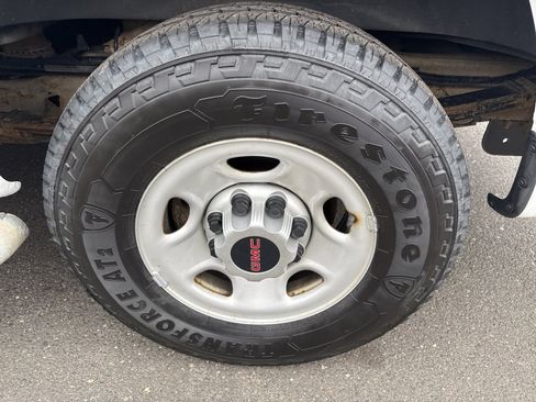 Used 2017 GMC Savana 2500 image 9