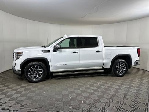 Used 2023 GMC Sierra 1500 SLT w/ SLT Convenience Package image 6