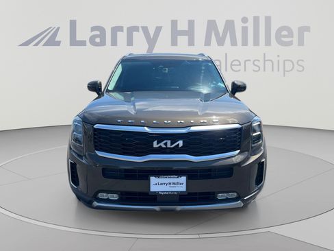 Used 2022 Kia Telluride SX w/ SX Prestige Package AWD/4WD image 8