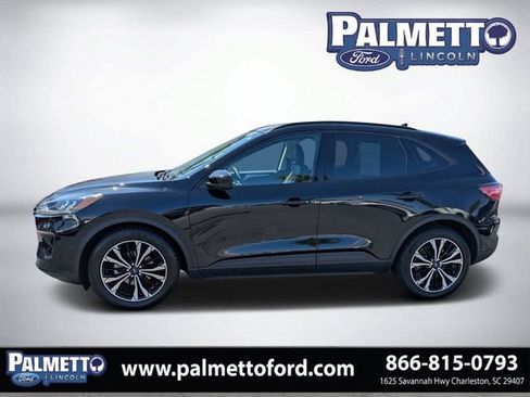 Used 2022 Ford Escape SE w/ SE Sport Appearance Package FWD image 6
