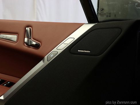 Used 2026 BMW iX xDrive45 image 22